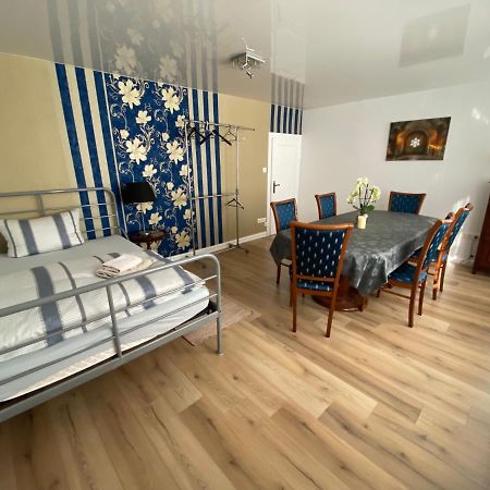 Ferienwohnung Storchennest 헬름스테트 외부 사진